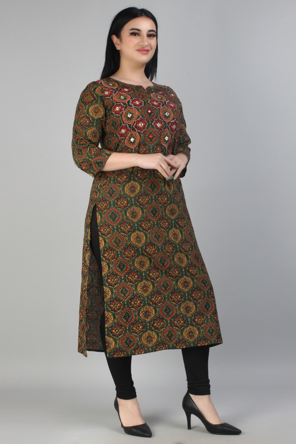 Printed Green Kurti - Image 4